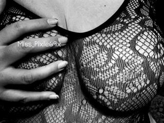 miss pixie69X