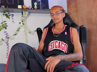 CharlieeBlak3