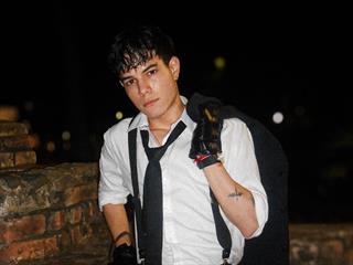 damien wolfx