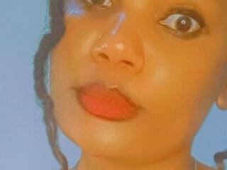 ebony shilly3