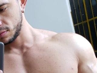 Erick Thompsonx