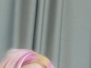 Lola Levvis