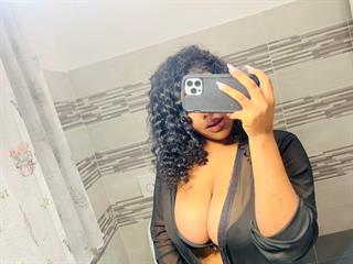 monica0501