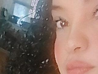 paola girlsex