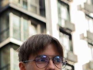 Robert lovxx