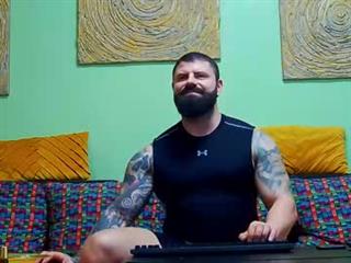Xtream Leonard